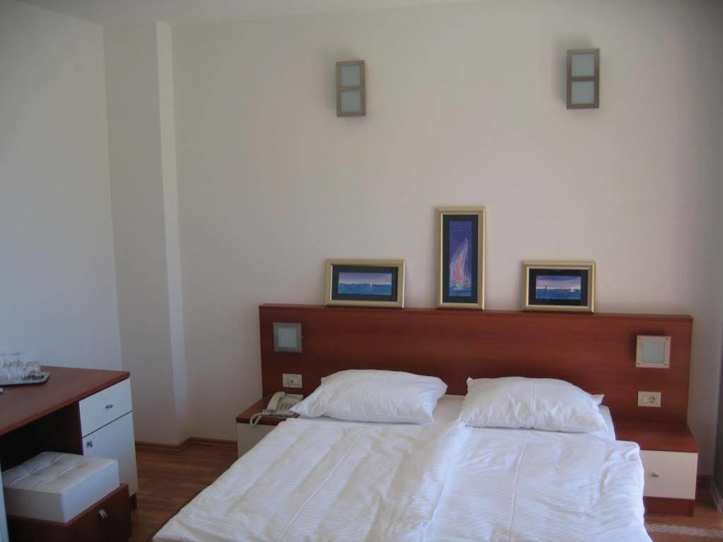 Hotel Stella Modena Ngoại thất bức ảnh